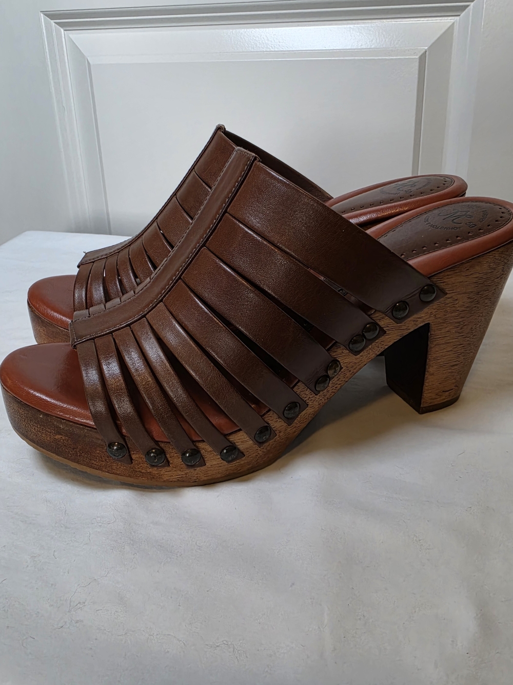 JOHNSTON & MURPHY 1850 LEATHER CLOG MULES BROWN PLATFORM BLOCK HEEL SANDALS SIZE